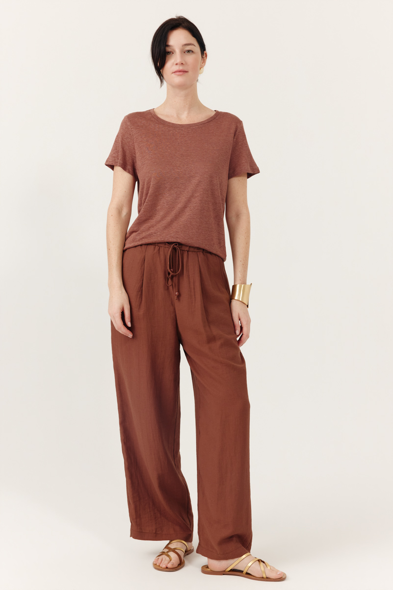 CAMISETA AUGUSTO COLOR MARRÓN 2